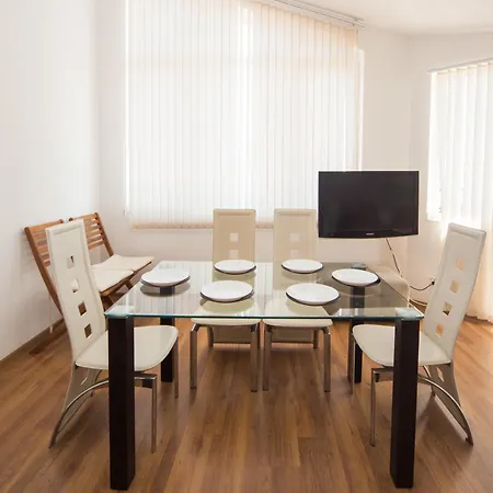 градина Garden - 2 Bedrooms With Pool&parking Spot Созополь