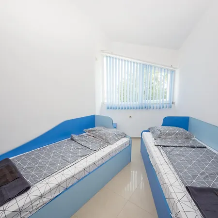 Appartement Garden - 2 Bedrooms Apart, *