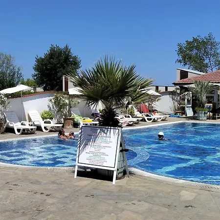 градина Garden - 2 Bedrooms With Pool&parking Spot * Созополь